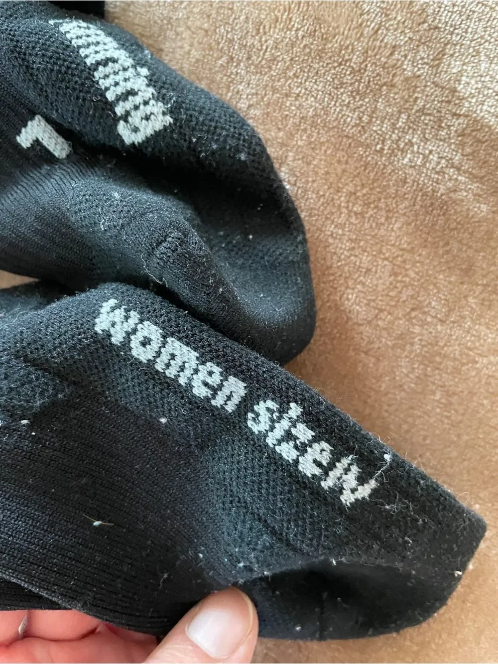 CEP Women’s Black Running Socks Size IV (4) Equivalent to size 8-10